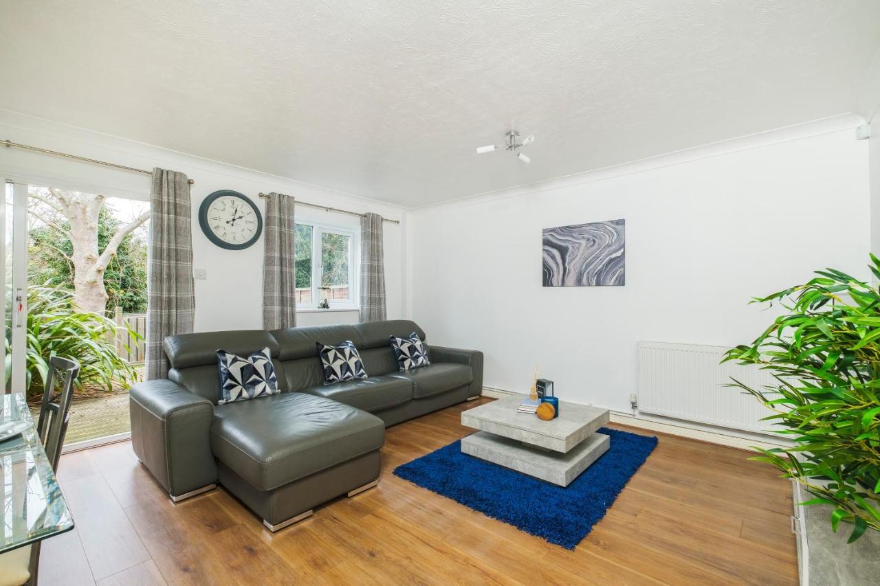 Beautiful 3 Bed House With Amazing Views In Dartford, Kent Apartment Exterior photo